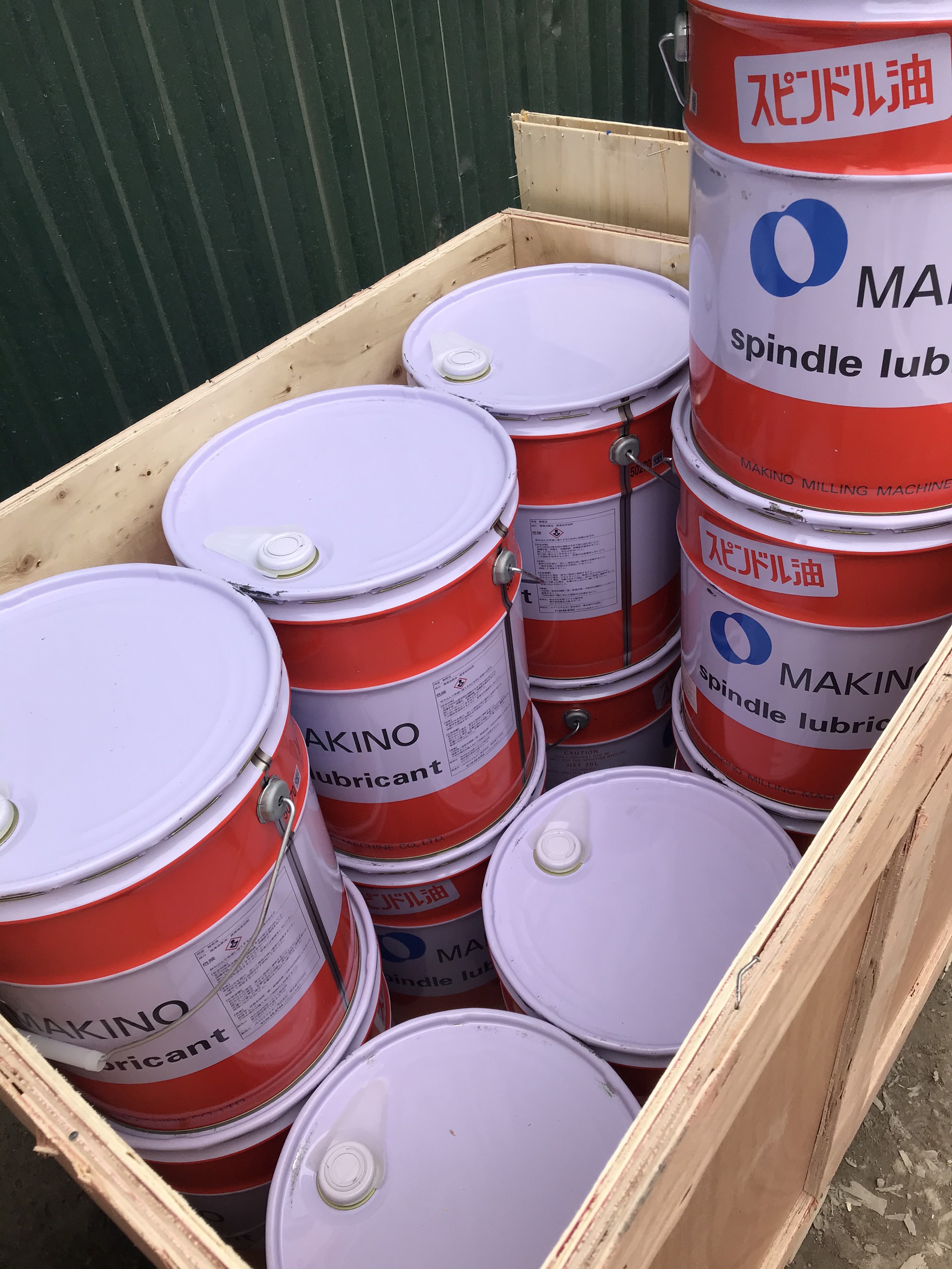Makino Spindle lubricant dầu cho trục chính của máy CNC